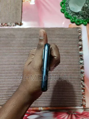 Vivo V21e 128 GB Black
