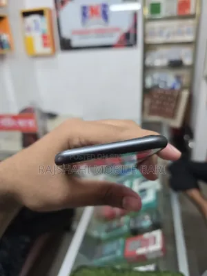 অ্যাপল আইফোন ১১ ১২৮ জিবি ব্ল্যাক