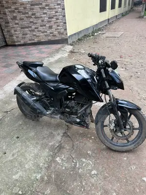 TVS Apache RTR 160 4V 2021 Black