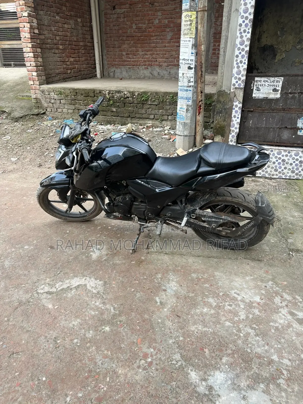 TVS Apache RTR 160 4V 2021 Black