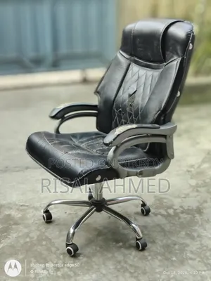 Office Chair / Boss Chair
