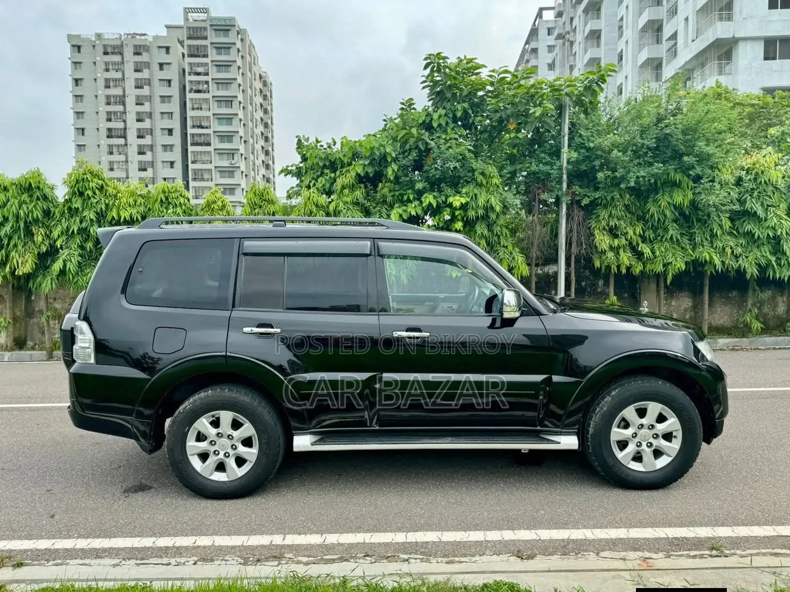 Mitsubishi Pajero V90 3.0 V6 GLS/GLX 2016 Black