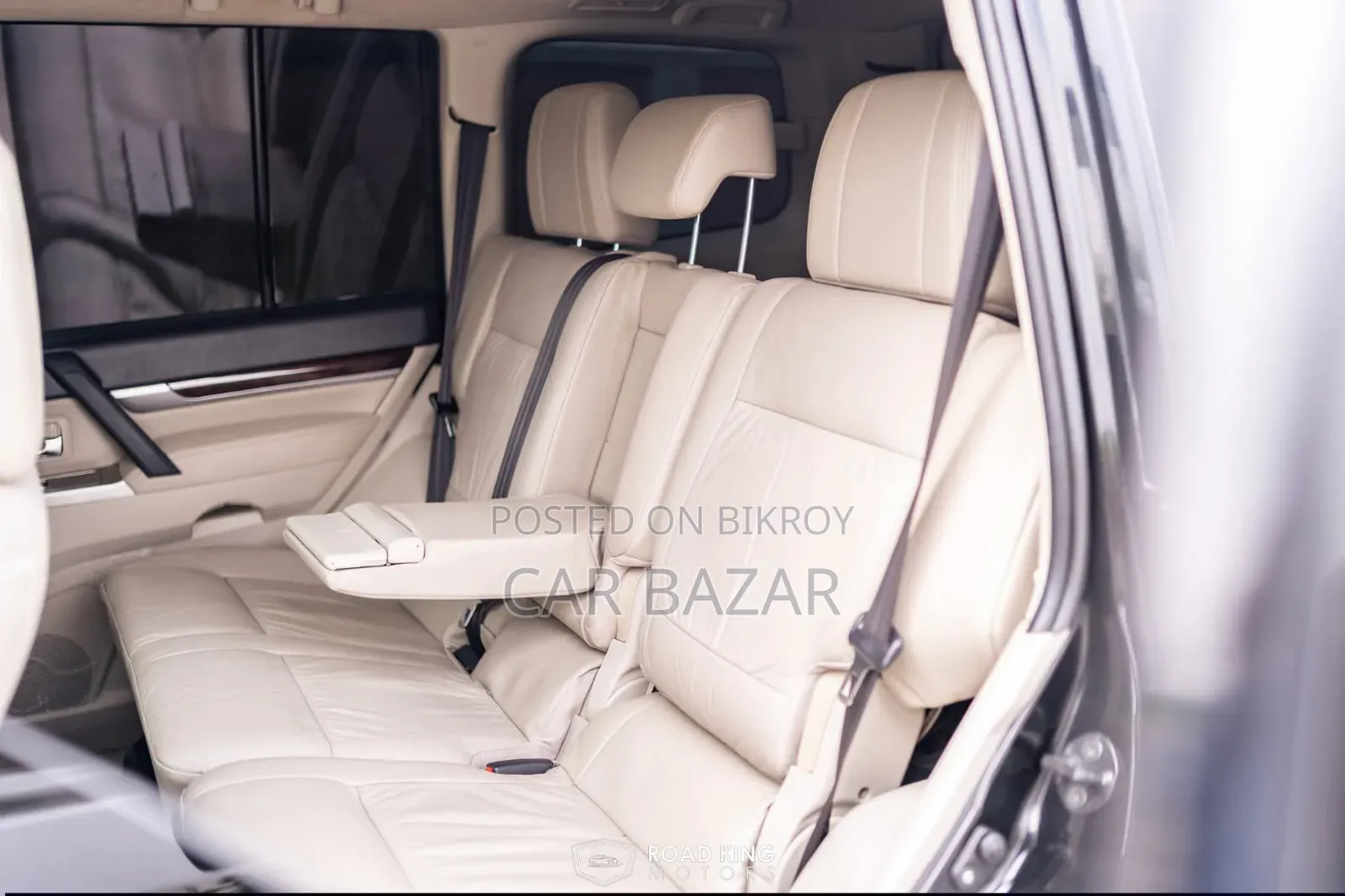 Mitsubishi Pajero V90 3.0 V6 GLS/GLX 2016 Black