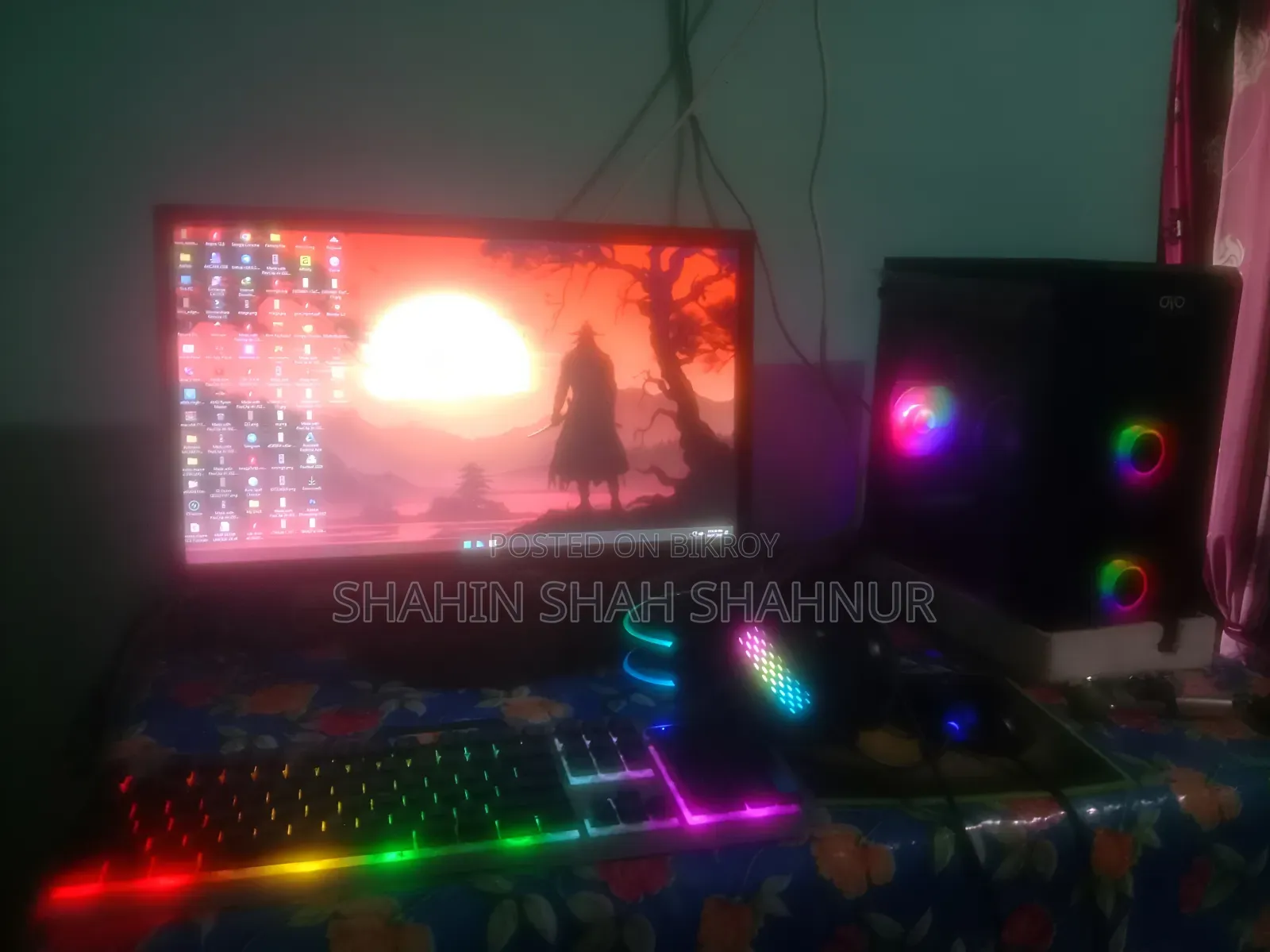 Desktop Computer 8GB AMD Ryzen 5 Solid State Drive 256GB