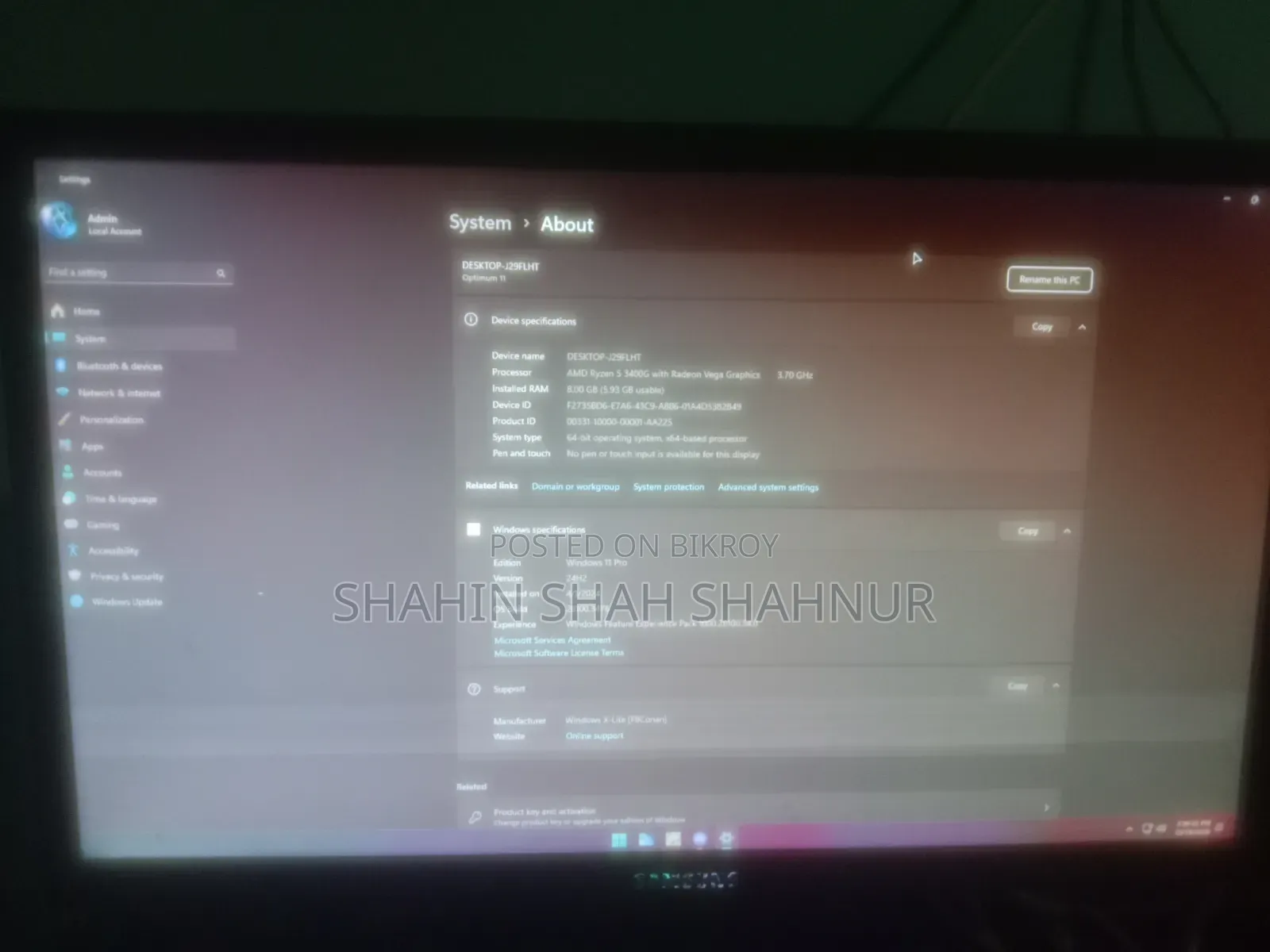 Desktop Computer 8GB AMD Ryzen 5 Solid State Drive 256GB