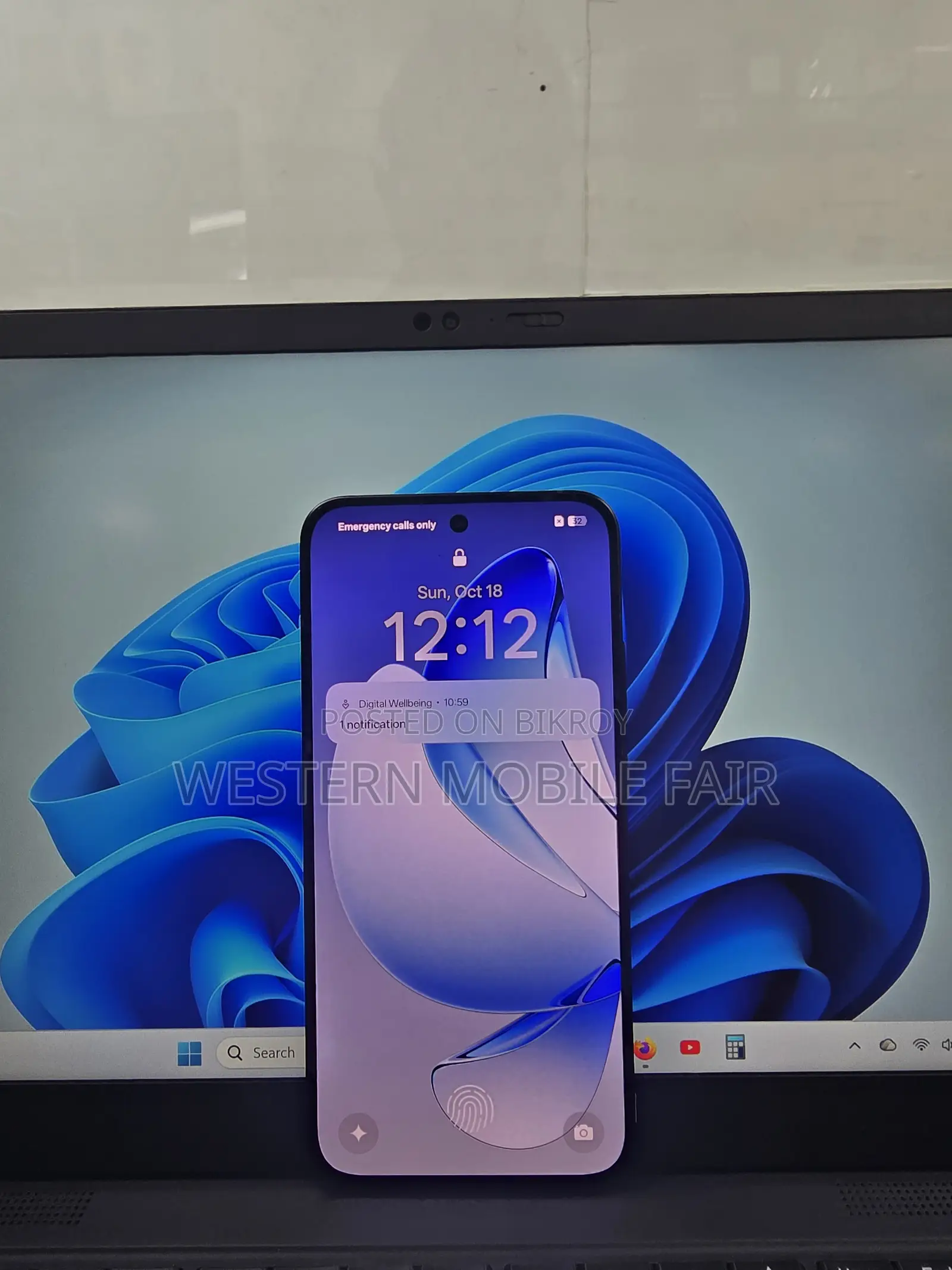 অপ্পো রেনো১৩ ২৫৬ জিবি ব্লু