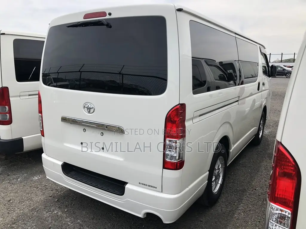 Toyota HiAce 2020 White
