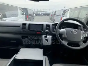 Toyota HiAce 2020 White