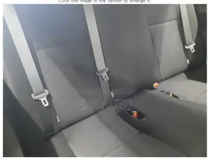 টয়োটা অ্যাক্সিও ২০২১ সিলভার