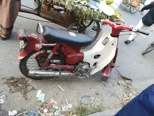 Honda 1991 Red
