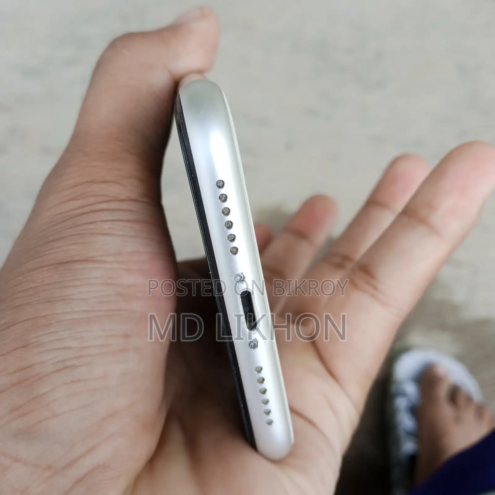 Apple iPhone 11 64 GB White