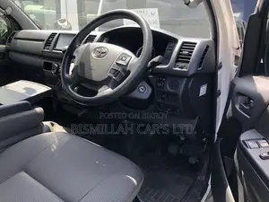 Toyota HiAce 2020 White