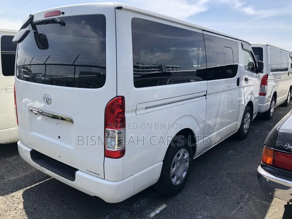 Toyota HiAce 2020 White