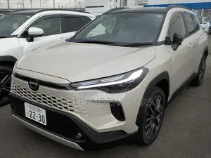 নতুন টয়োটা করোল্লা ক্রস ২০২৬ বেইজ