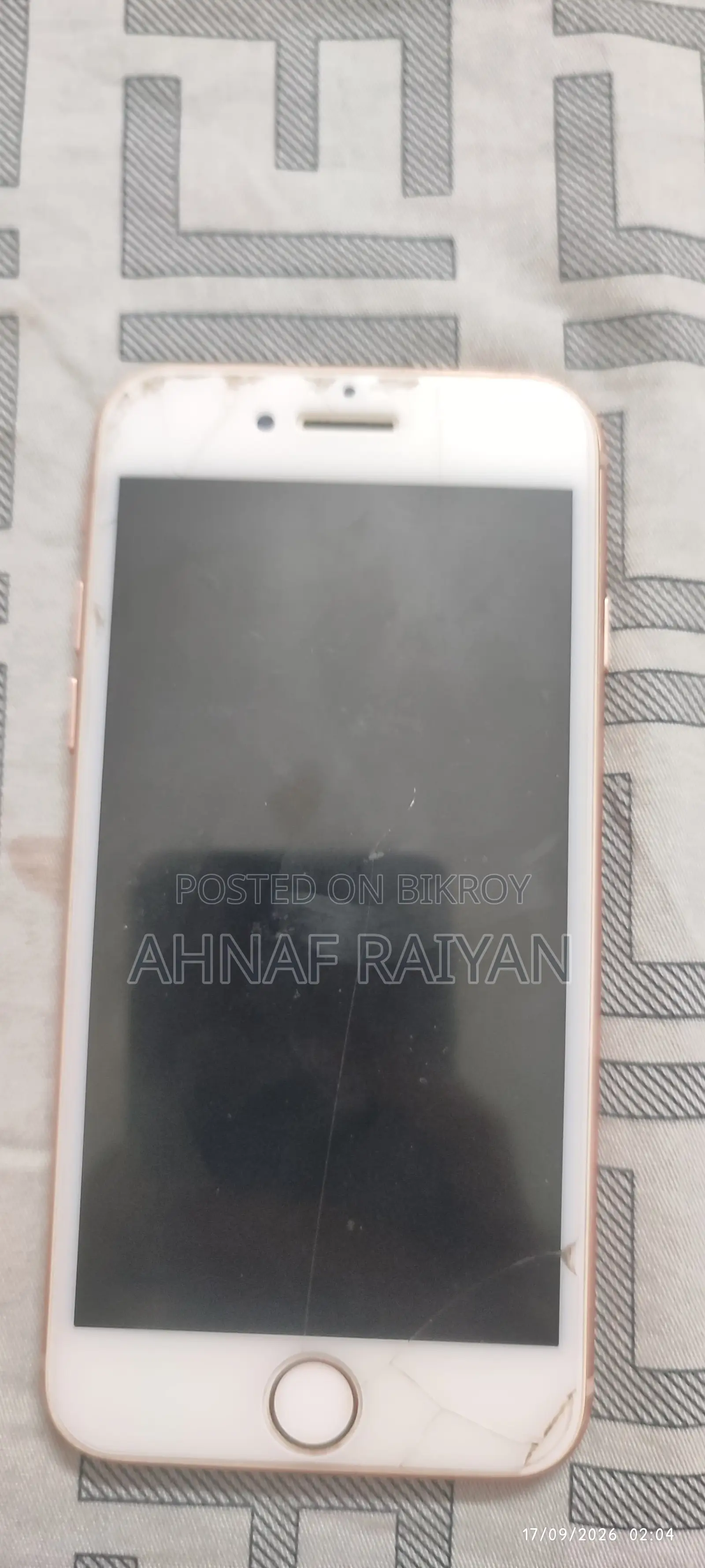 অ্যাপল আইফোন ৮ ৬৪ জিবি রোজ গোল্ড