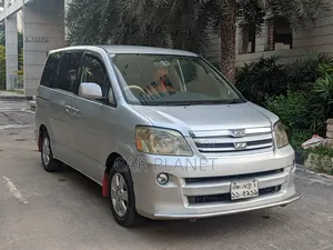 New Toyota Noah 2002 Silver