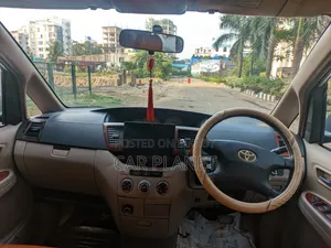 New Toyota Noah 2002 Silver