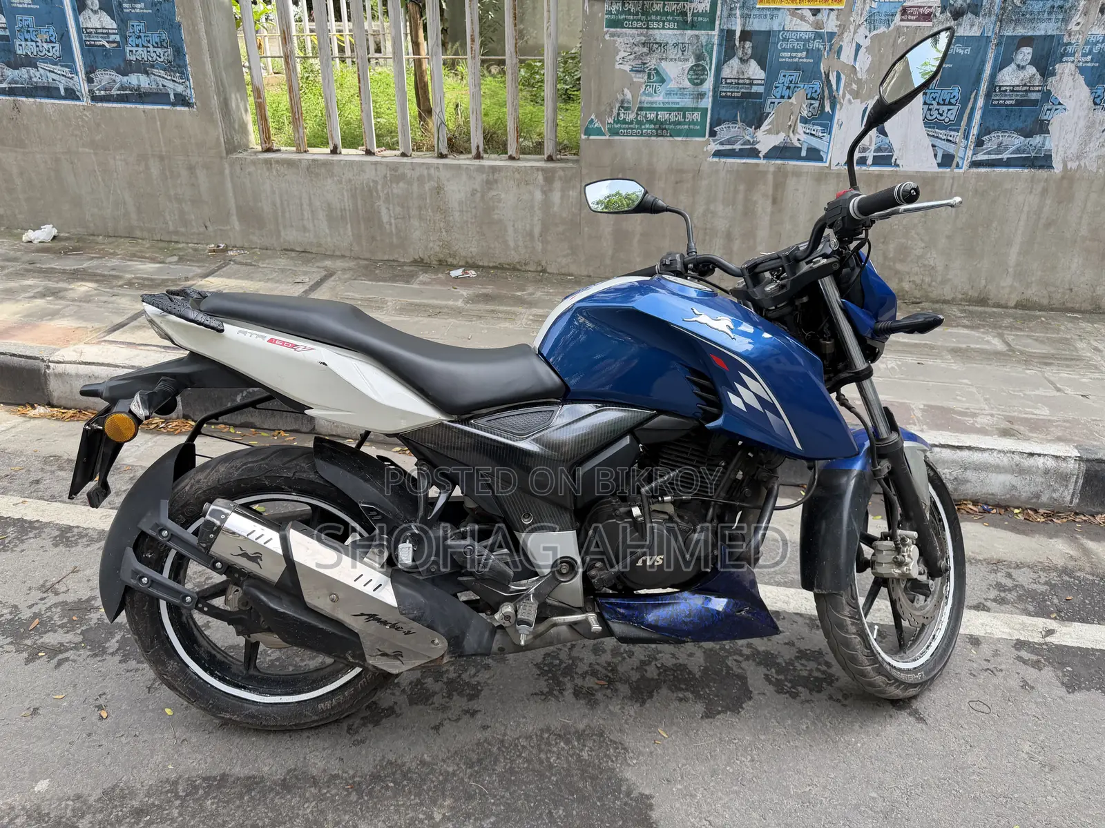 TVS Apache RTR 160 4V 2020 Blue