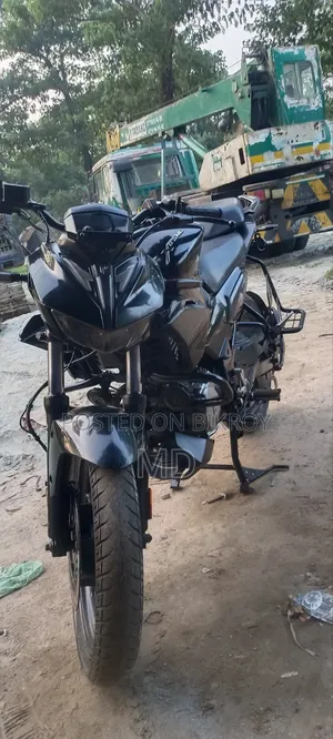 New Hero Xtreme 125R 2025 Black