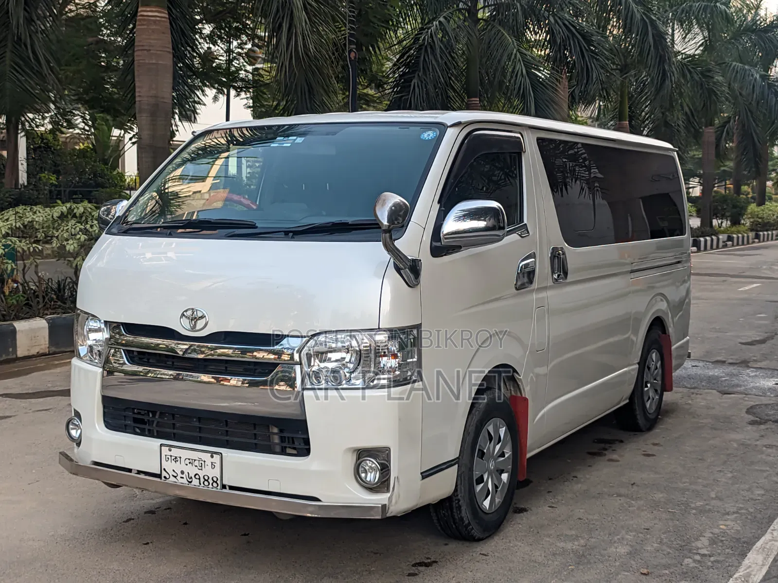 New Toyota HiAce 2019 White