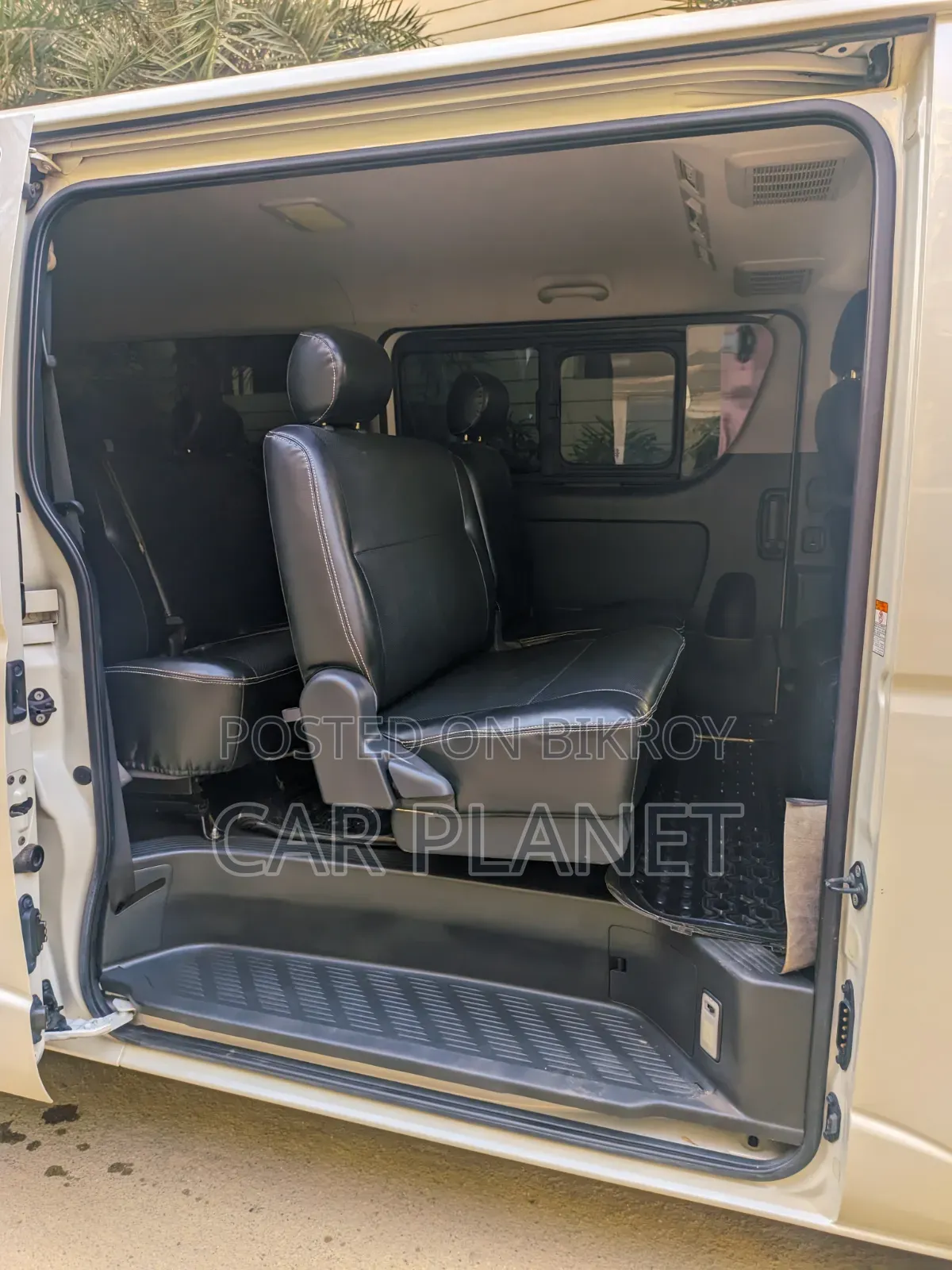 New Toyota HiAce 2019 White