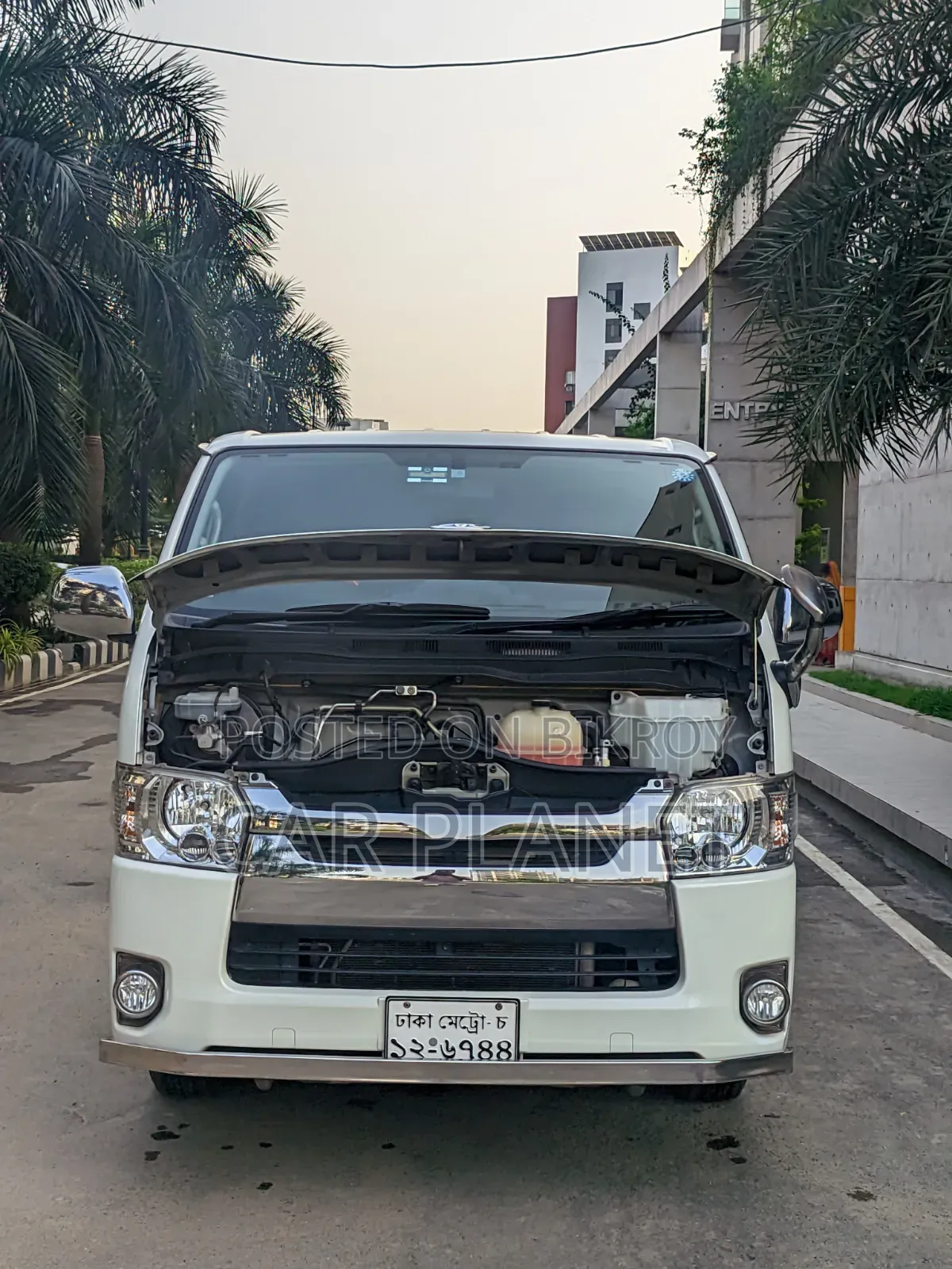 New Toyota HiAce 2019 White