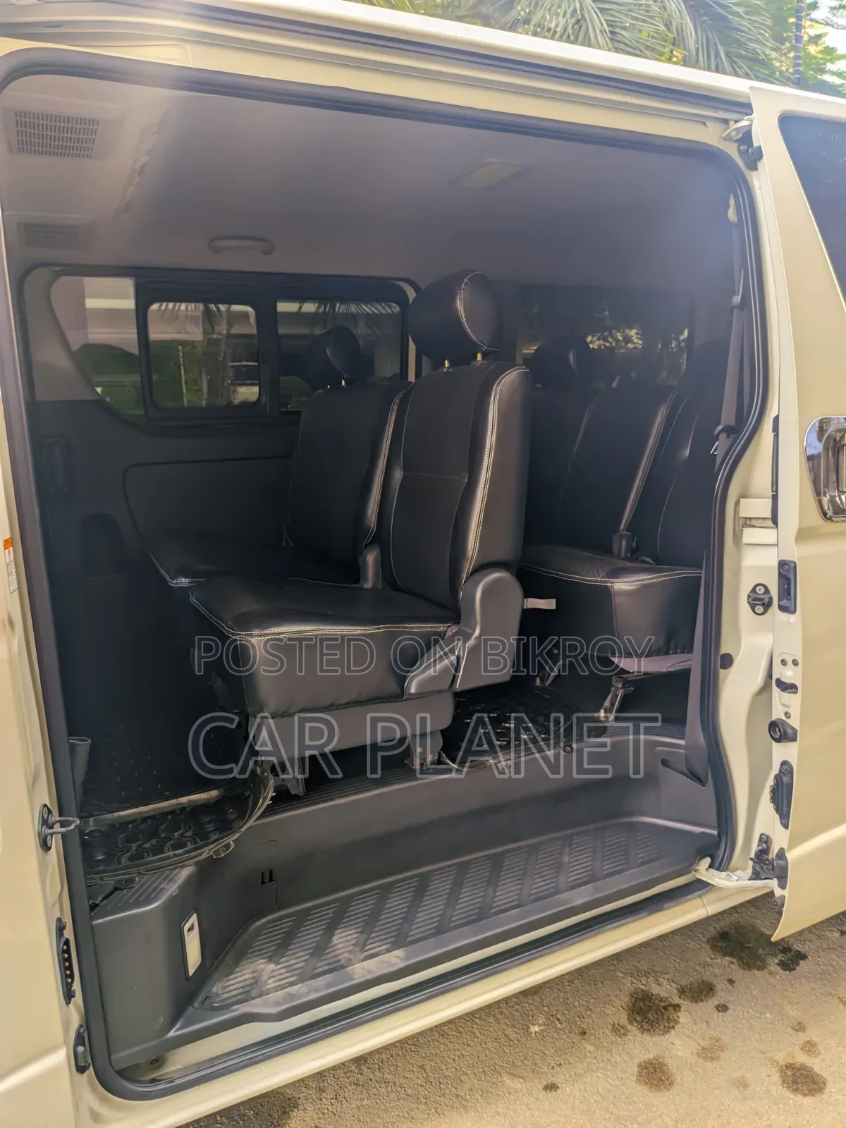 New Toyota HiAce 2019 White