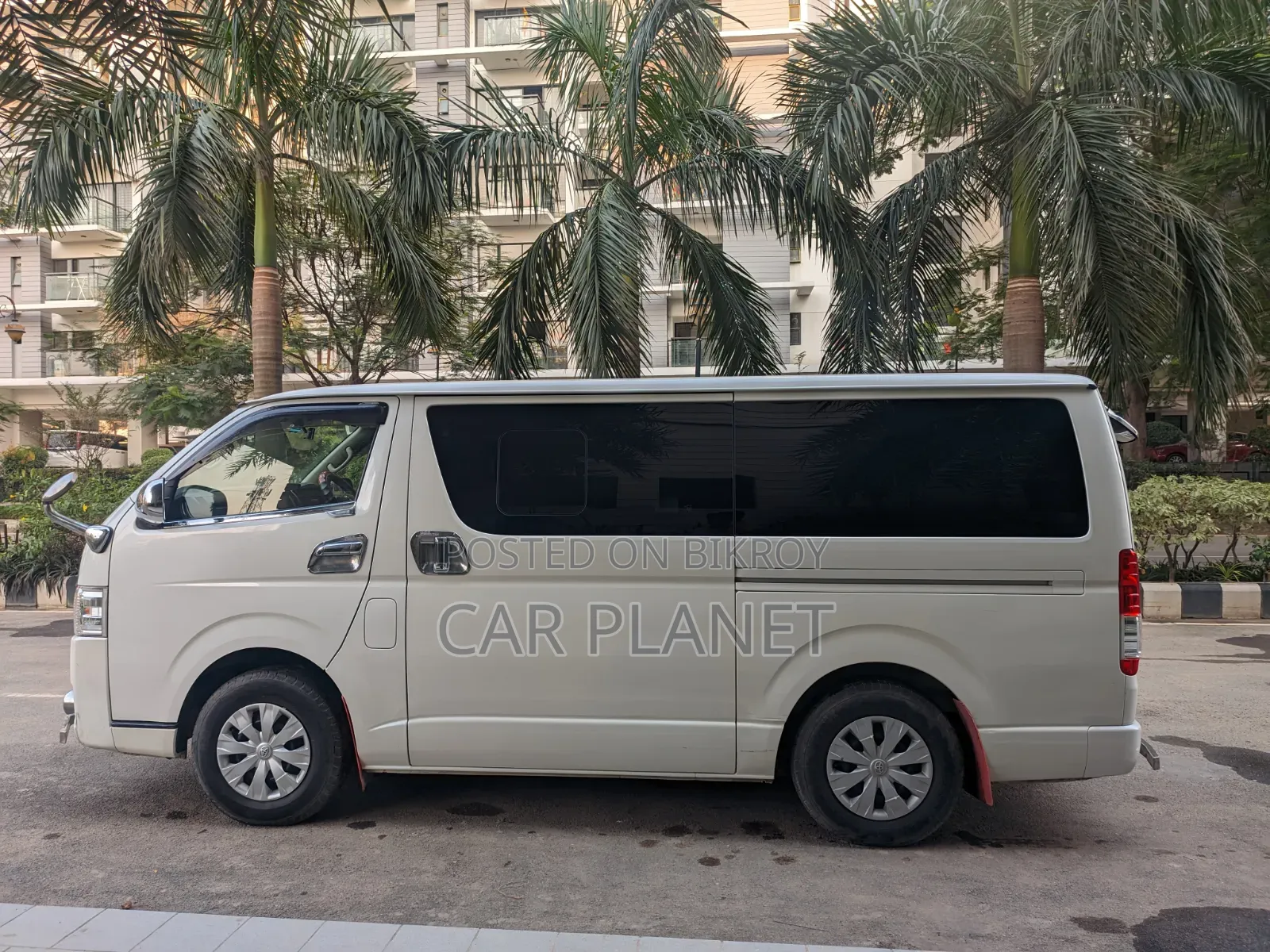 New Toyota HiAce 2019 White