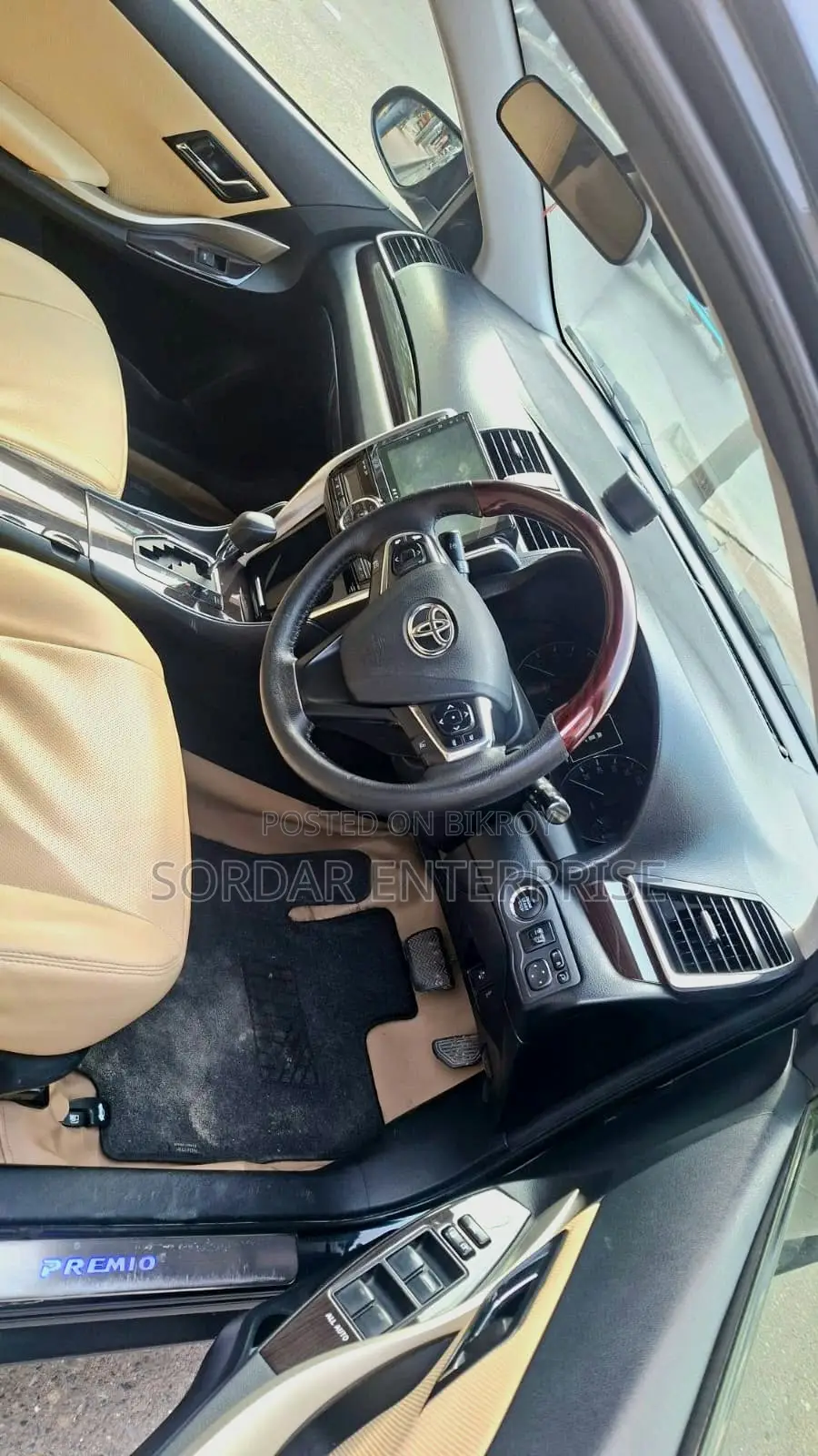 Toyota Premio 2017 Blue