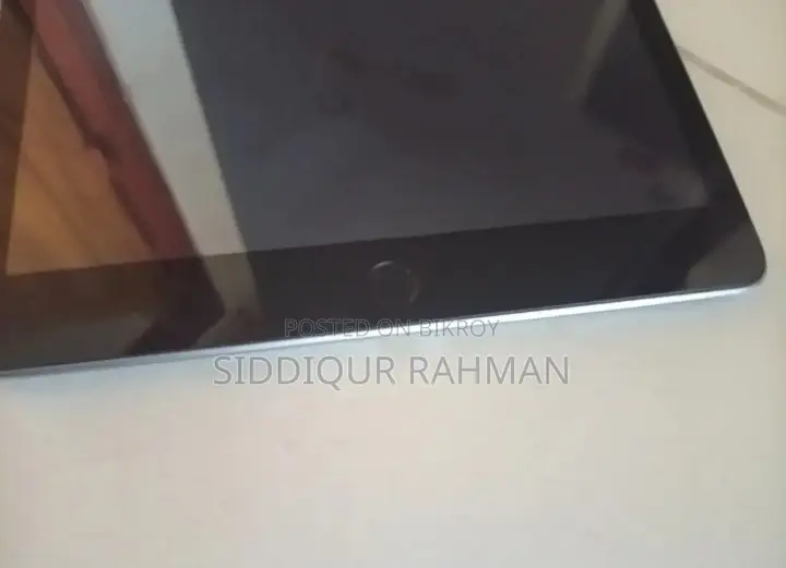 Apple iPad 10.2 (2021) 64 GB Gray