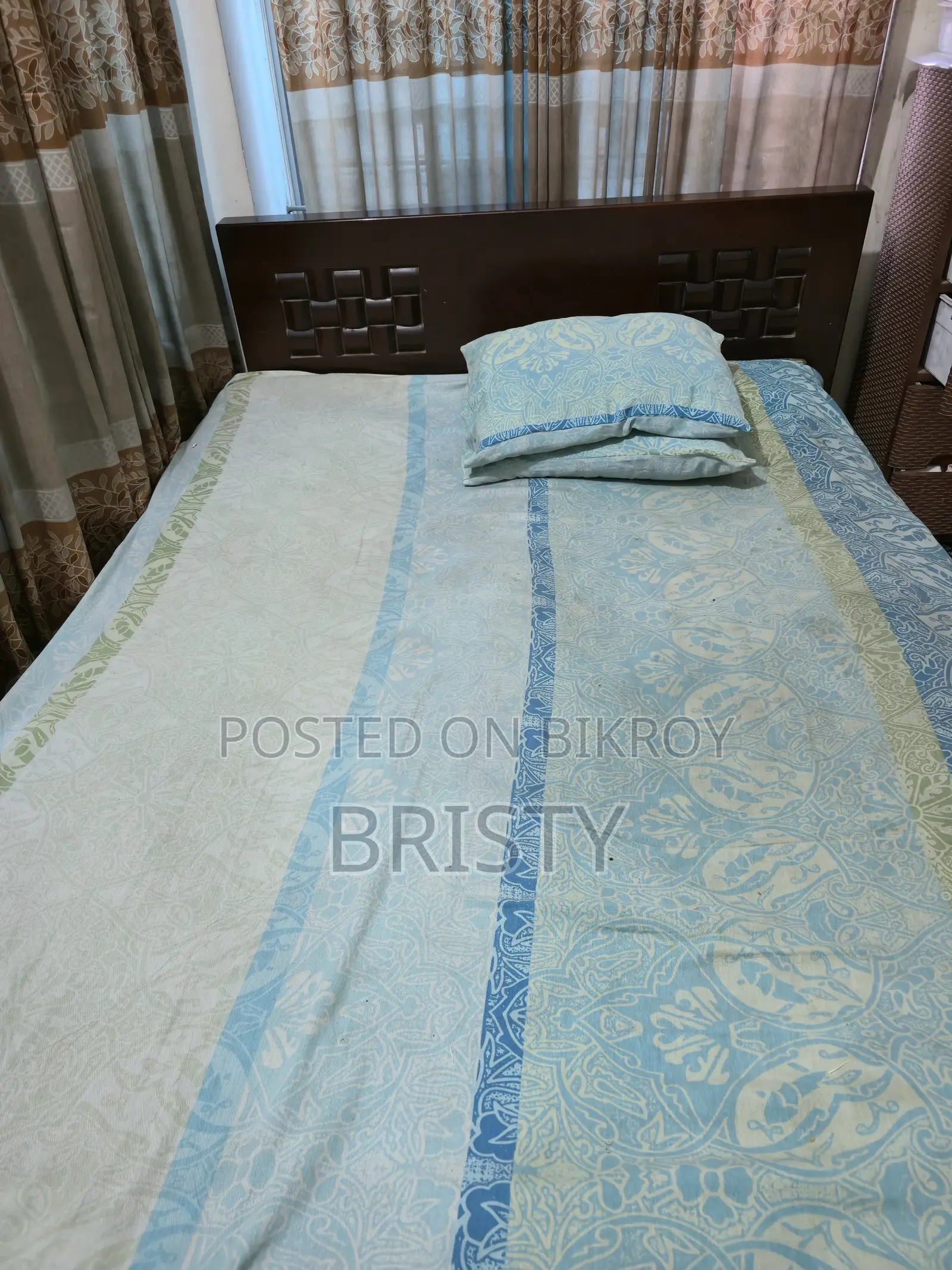 ডাবল সাইজ বেড