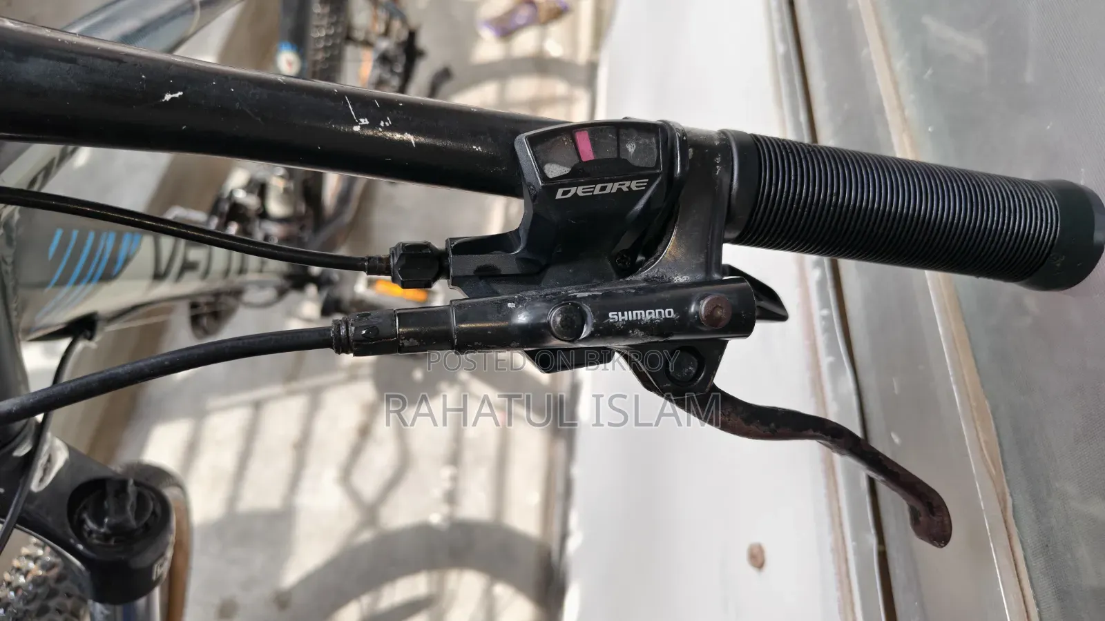 Veloce Outrage 605