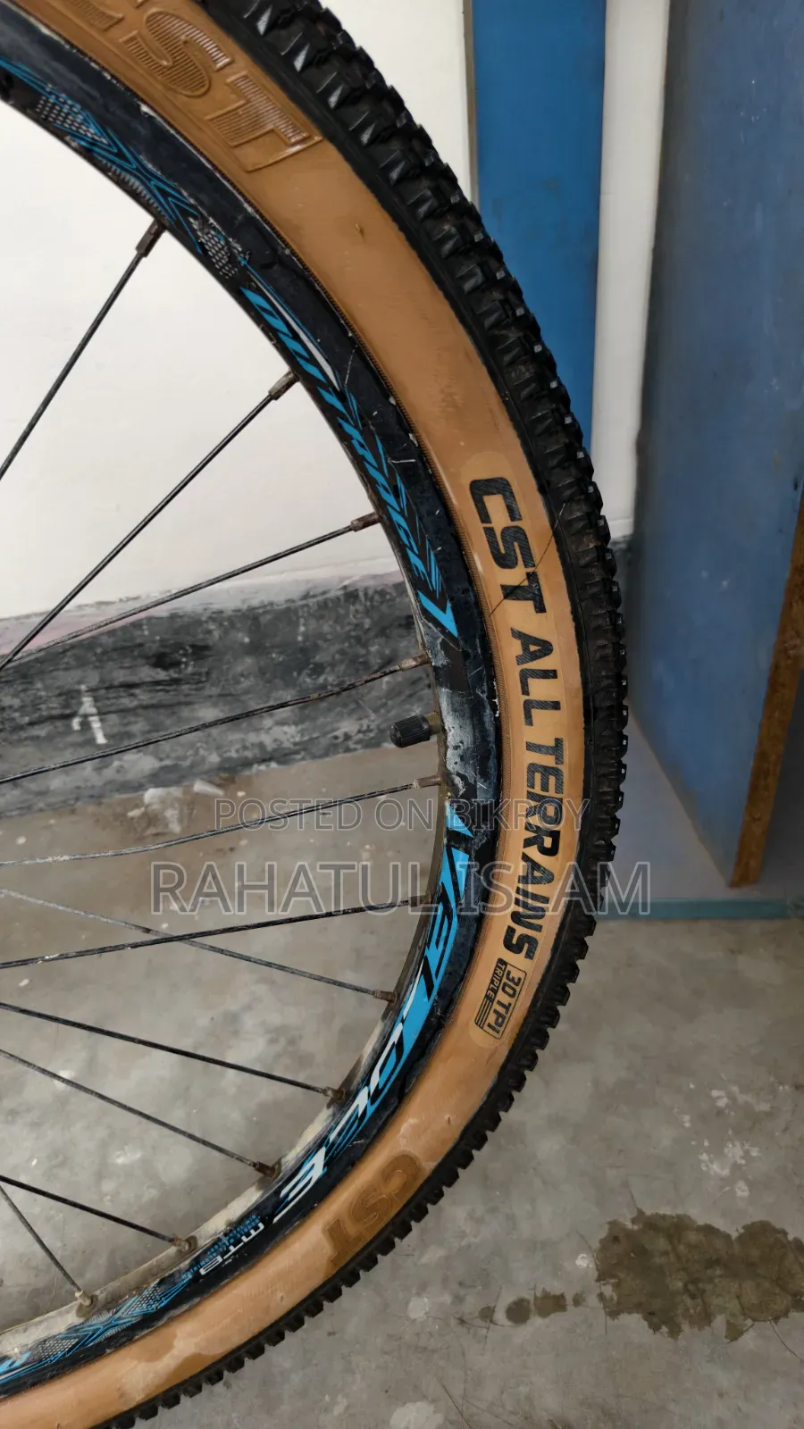Veloce Outrage 605