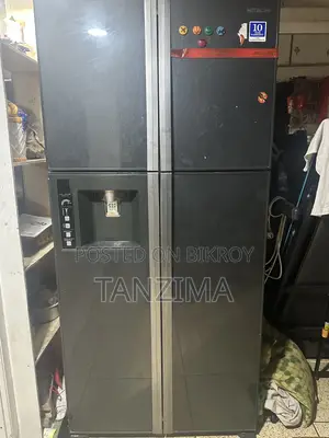 Refrigerator