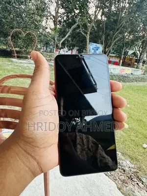 অপ্পো এফ৭ ৬৪ জিবি লাল