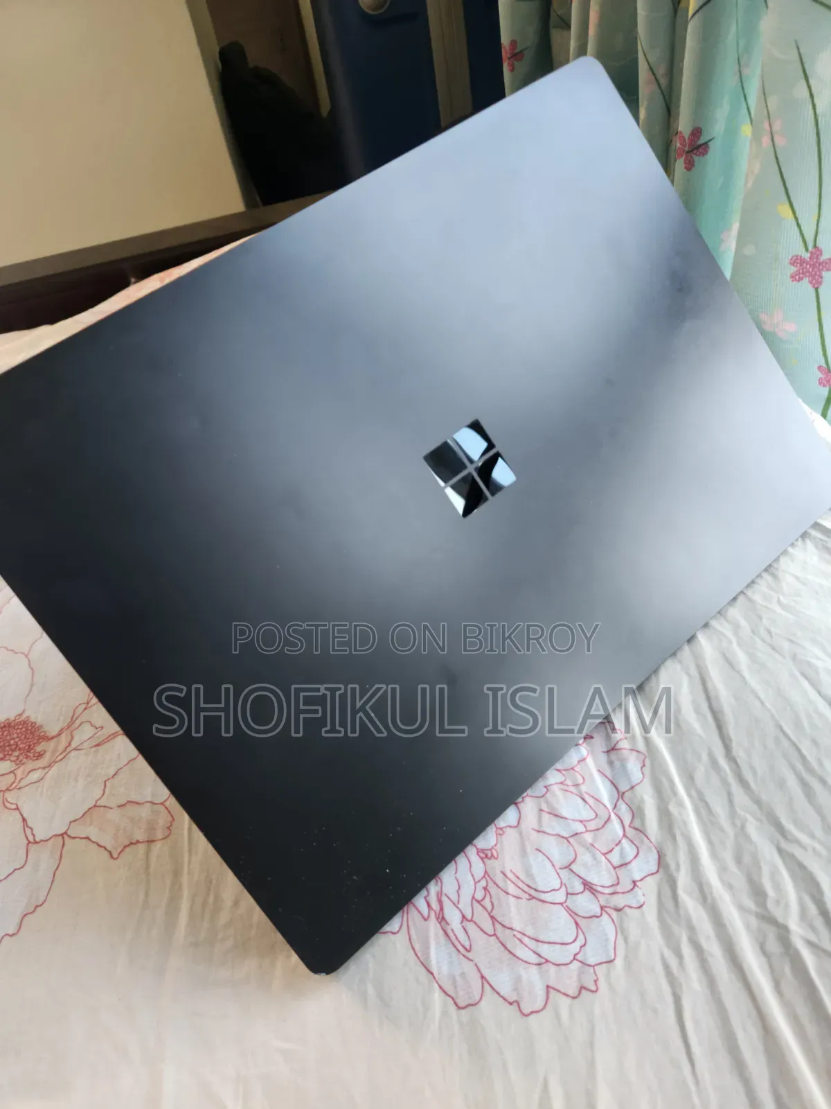 ল্যাপটপ মাইক্রোসফট সারফেস ল্যাপটপ ৩ ৮জিবি ইন্টেল কোর আই৫ এসএসডি ২৫৬জিবি