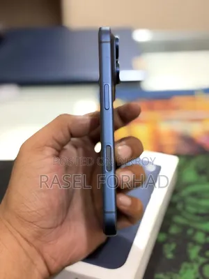 নতুন অ্যাপল আইফোন ১৭ প্রো ২৫৬ জিবি নীল