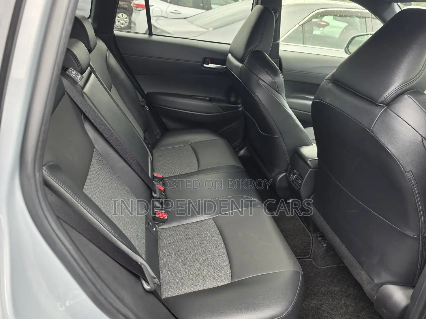 Toyota Corolla Cross 2024 Gray