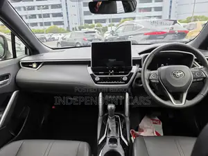 Toyota Corolla Cross 2024 Gray
