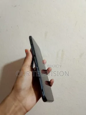 Infinix Hot 12 play 64 GB Black