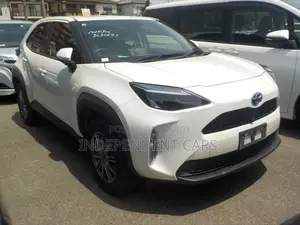 Toyota Yaris Cross 2021 Pearl