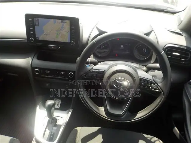 Toyota Yaris Cross 2021 Pearl