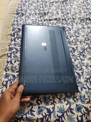 Laptop HP 15s 8GB AMD Ryzen 5 HDD+SSD 256GB