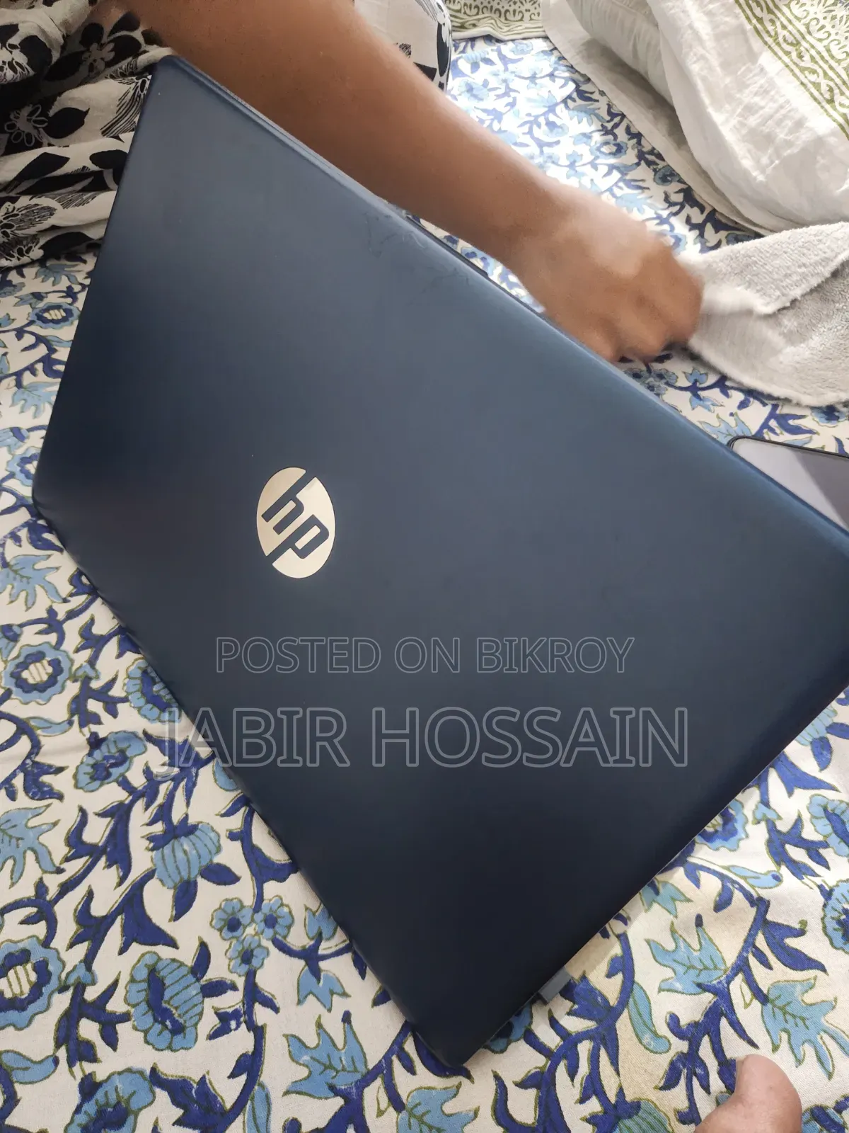 Laptop HP 15s 8GB AMD Ryzen 5 HDD+SSD 256GB