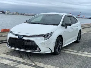 Toyota Corolla 2021 Pearl