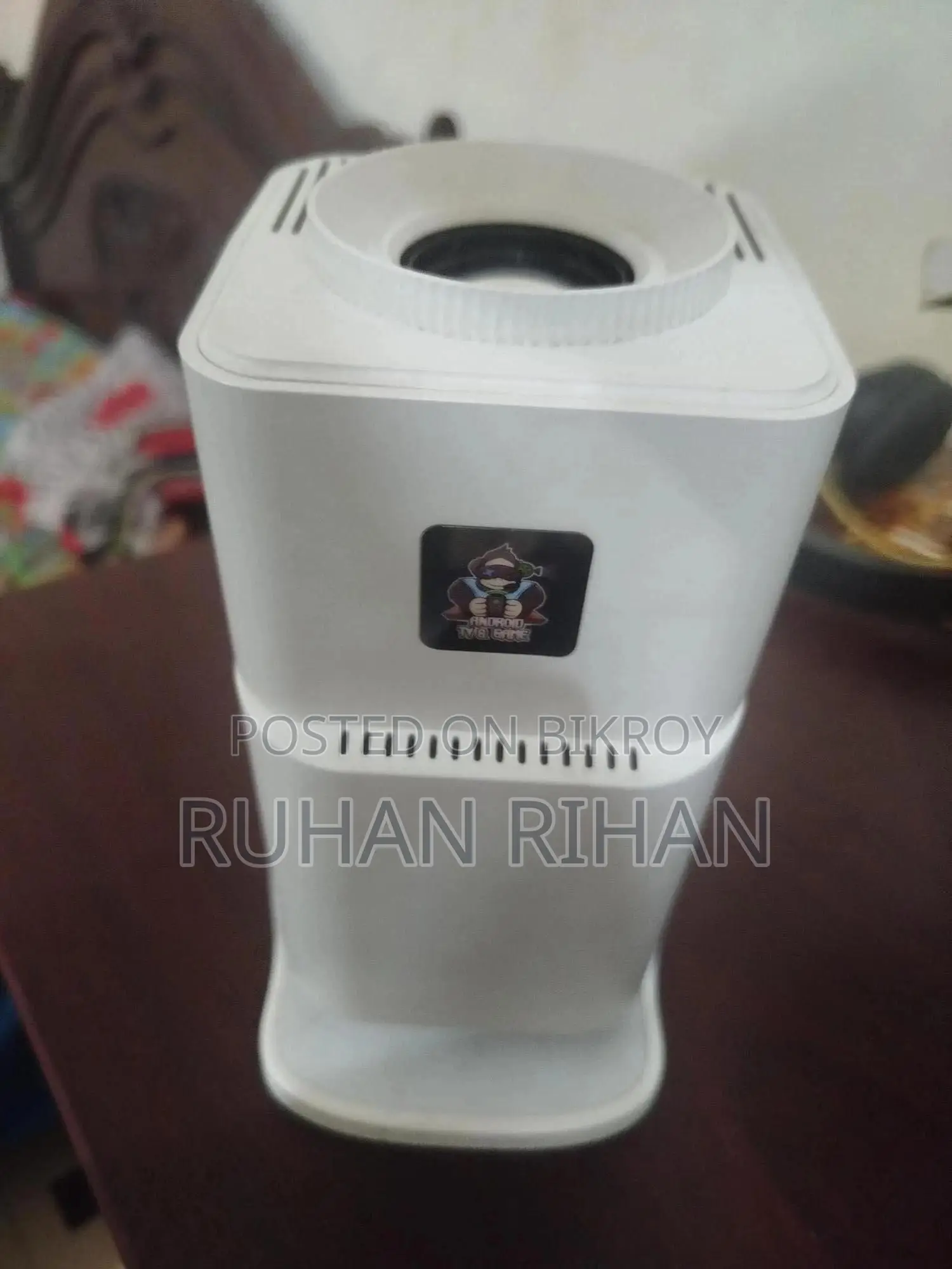 Android Gaming Projector With 2 Joysticks Free