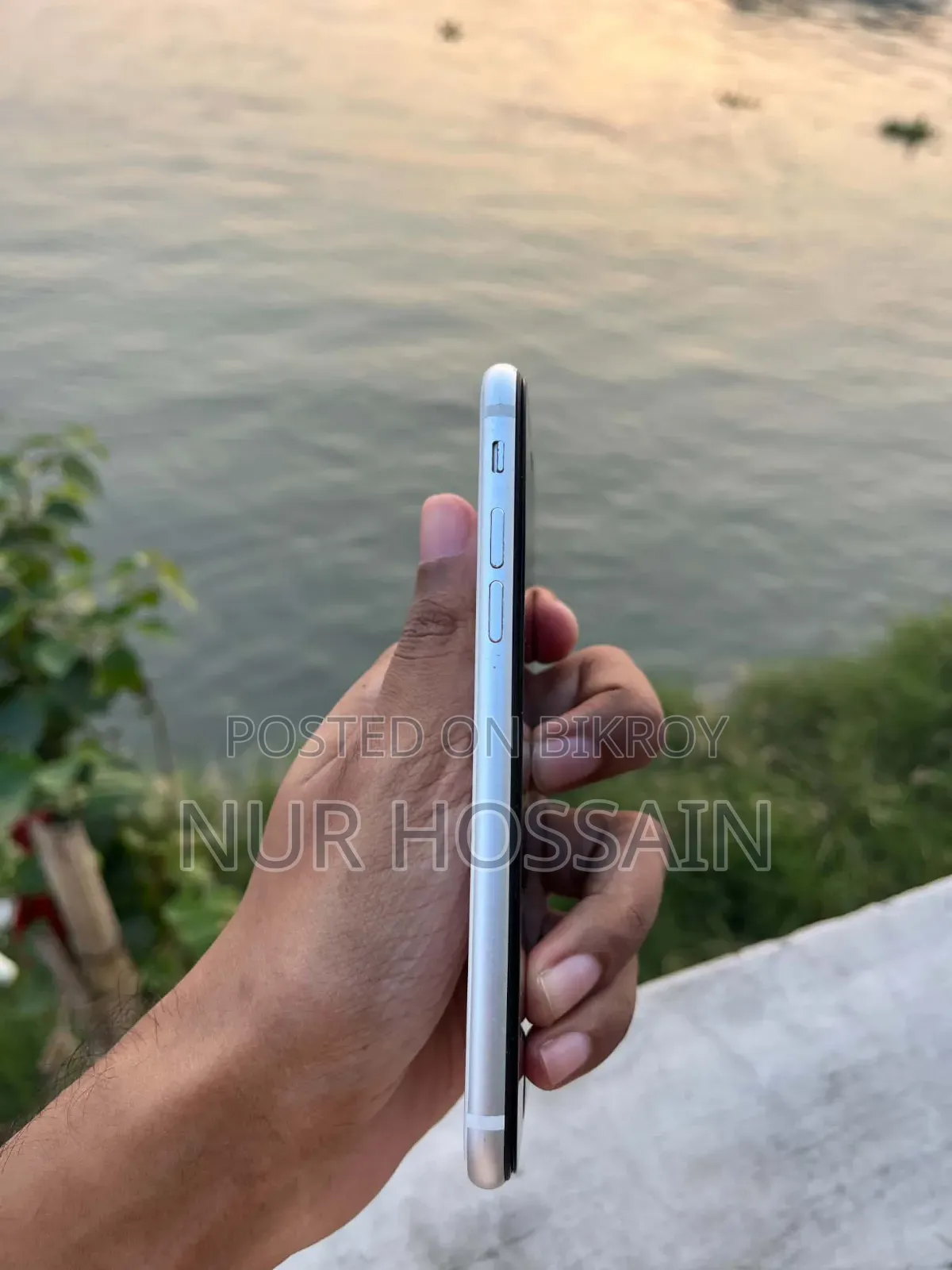 Apple iPhone SE (2020) 128 GB White