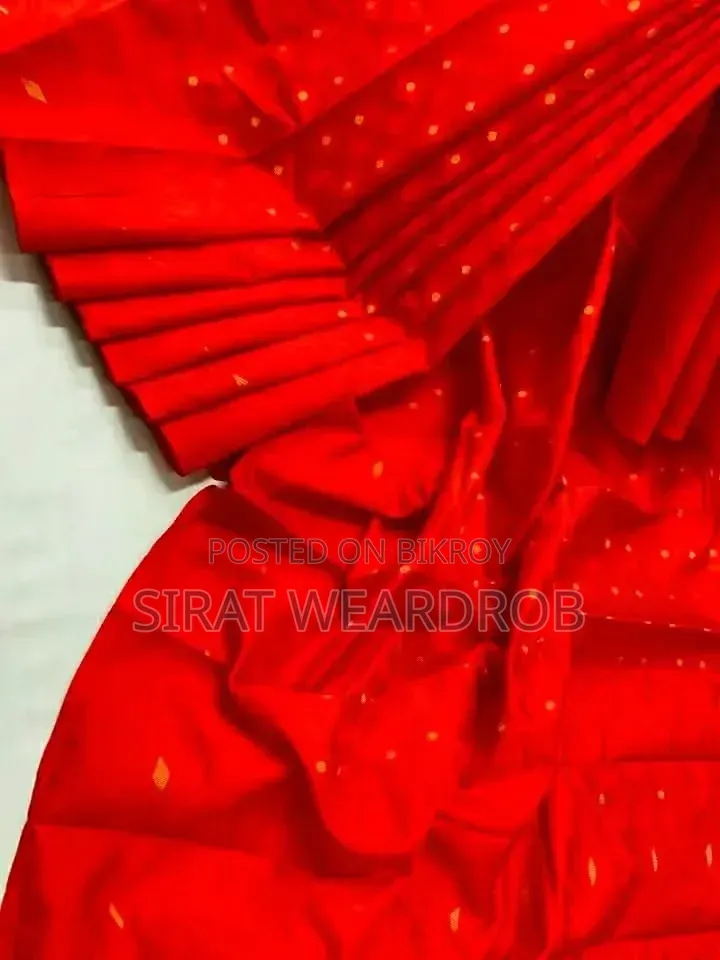 নাকফুল জামদানী শাড়ী