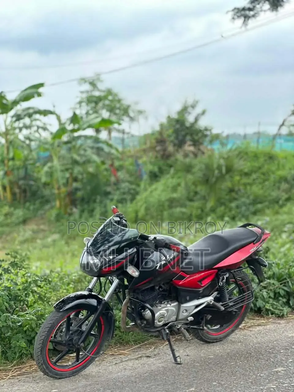 Bajaj Pulsar 150 2015
