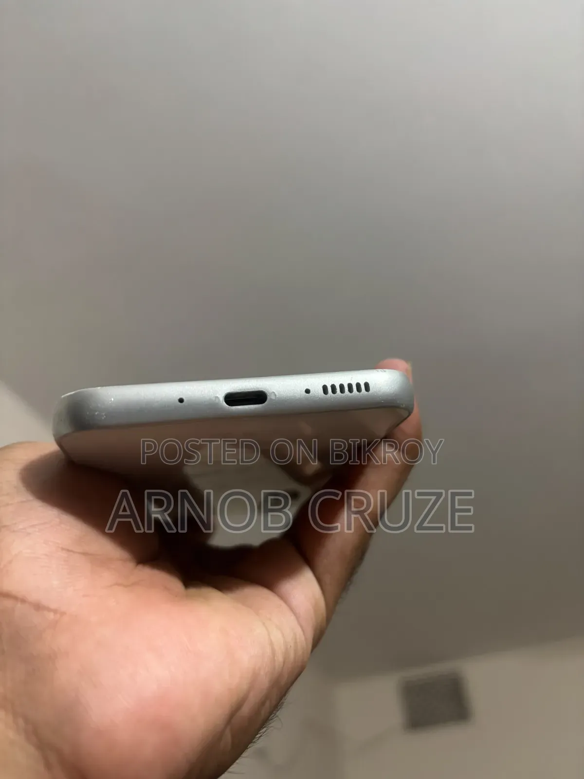 স্যামসাং গ্যালাক্সি এ৫৪ ৫জি ১২৮ জিবি হোয়াইট